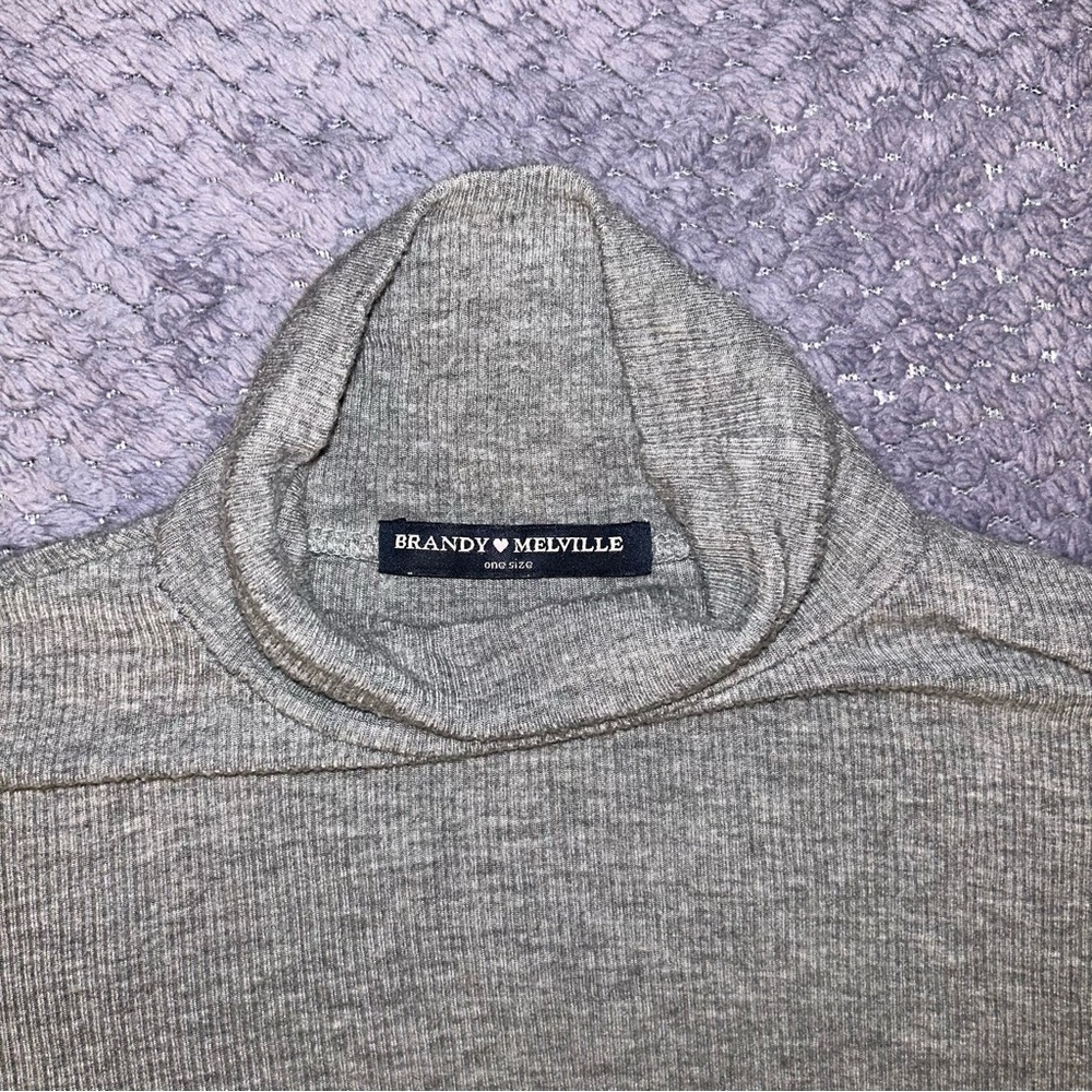 Brandy Melville long sleeve